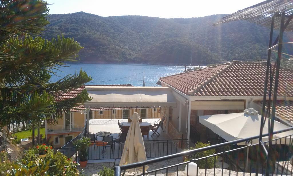 Porto Poros Apartamento Mikros Gialos Exterior foto