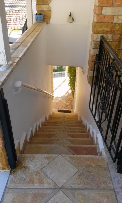Porto Poros Apartamento Mikros Gialos Exterior foto